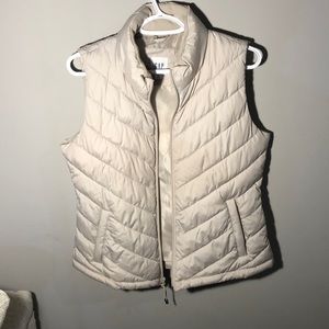 Gap women’s sleeveless coat